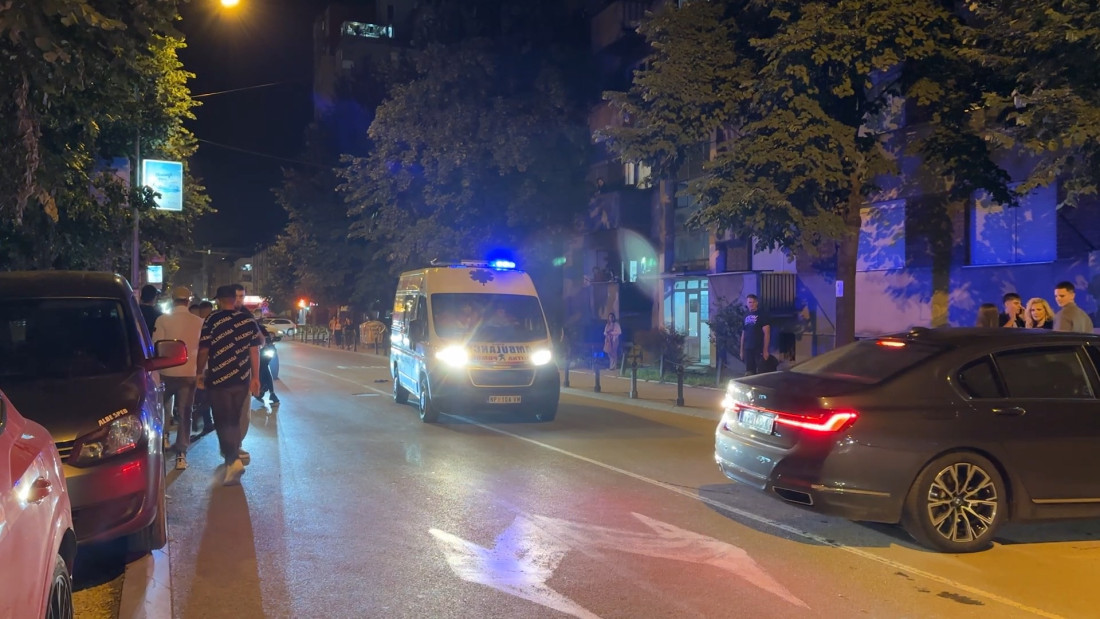 Umro tinejdžer izboden u masovnoj tuči u Novom Pazaru: Uhapšena dvojica napadača, potraga za još dvojicom (FOTO/VIDEO)