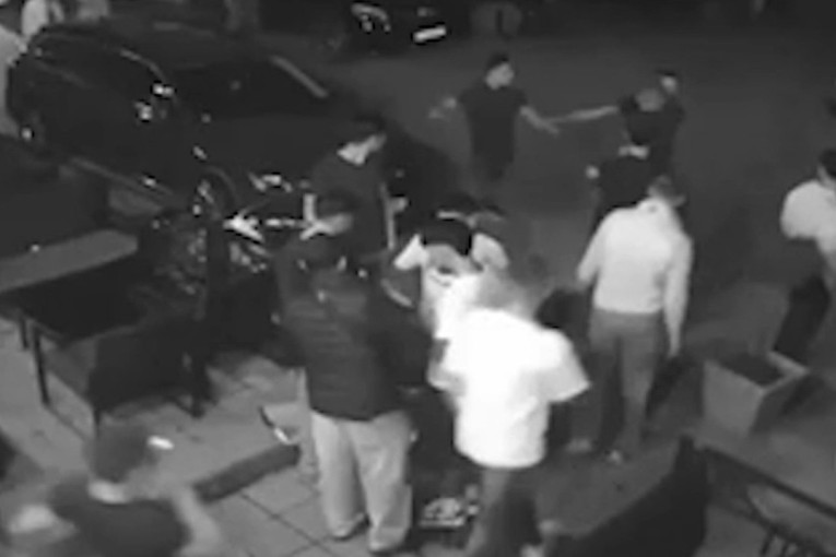 Videla sam nož, a onda je ugašen Mirzin život: Bolna ispovest devojke tinejdžera ubijenog u Novom Pazaru