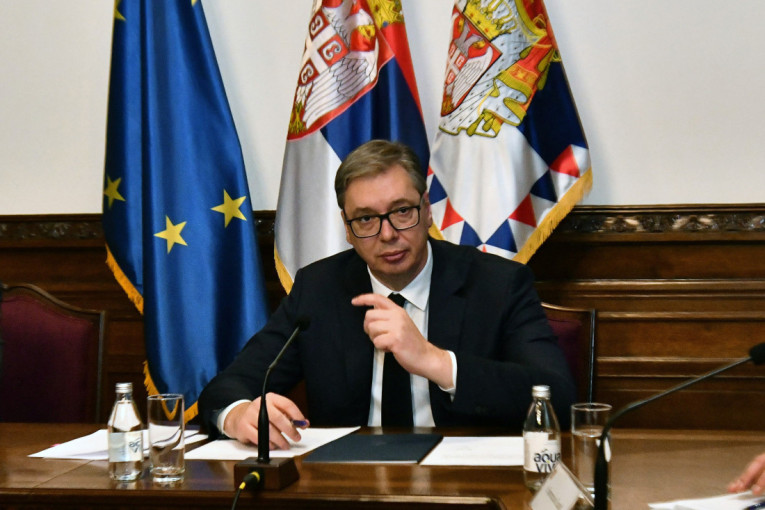 Vučić hitno sazvao sednicu Saveta za nacionalnu bezbednost