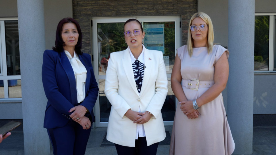 Rešava se ekološki problem nastao posle požara na deponiji Duboko: Ministarka Pavkov donela dobre vesti za građane Zapadne Srbije (FOTO)