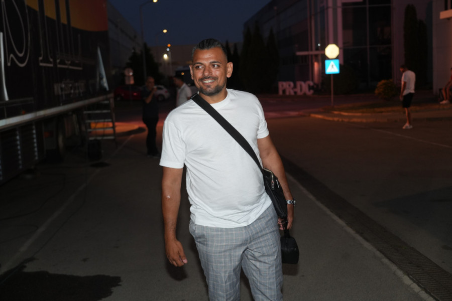 Santana se pohvalio luks vikendicom: Spavaća soba gleda na crkvu, a prva komšinica mu je bivša žena!