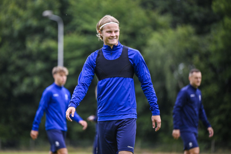 Leh se pojačava pred Zvezdu: Poljaci žele sina legende svetskog fudbala!