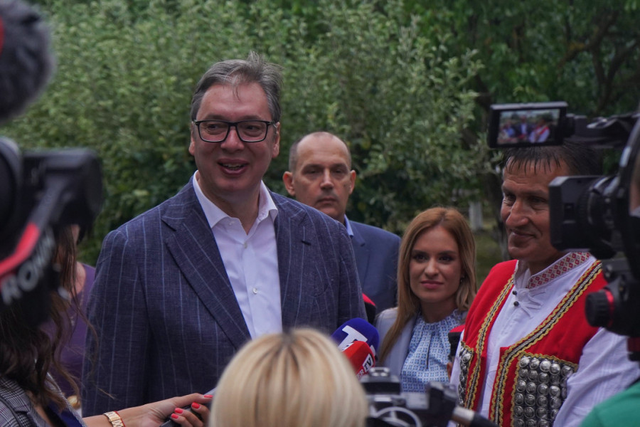 Vučić na obeležavanju godišnjice zločinačke "Oluje": Dok sam predsednik, živeće i Republika Srpska i ništa joj nećete moći (FOTO)