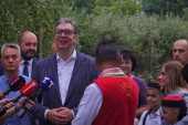 Vučić u Banstolu obišao porodicu Radan: Krajiška tragedija je ogromna! (VIDEO)