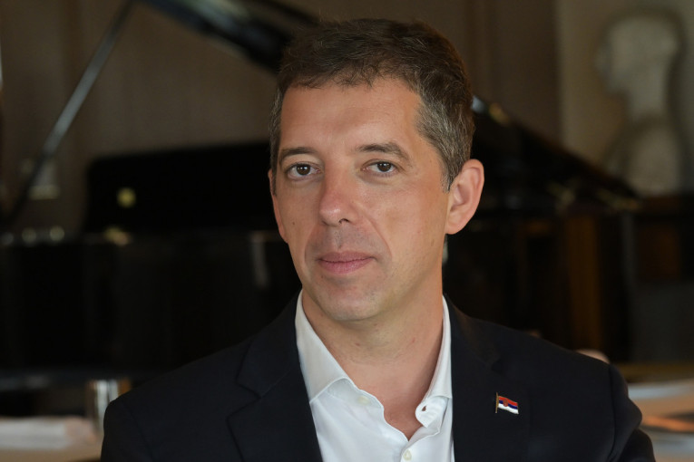 Đurić sa Cvijanović: Ne prihvatamo nametanje kao princip u regionu