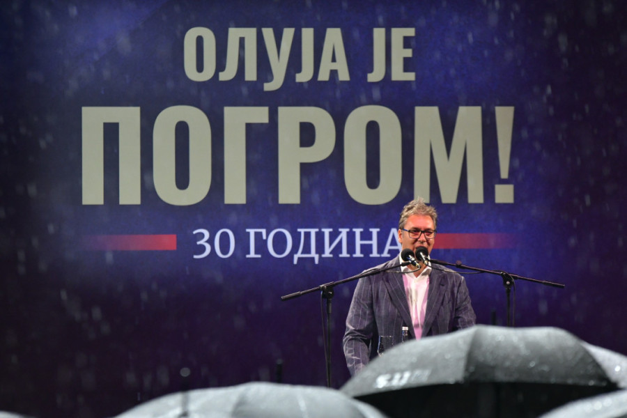 Vučić na obeležavanju godišnjice zločinačke "Oluje": Dok sam predsednik, živeće i Republika Srpska i ništa joj nećete moći (FOTO)