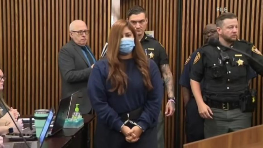 Ubila je zaboravom: Majka koja je ostavila bebu 10 dana samu u kući obratila se iz zatvora!