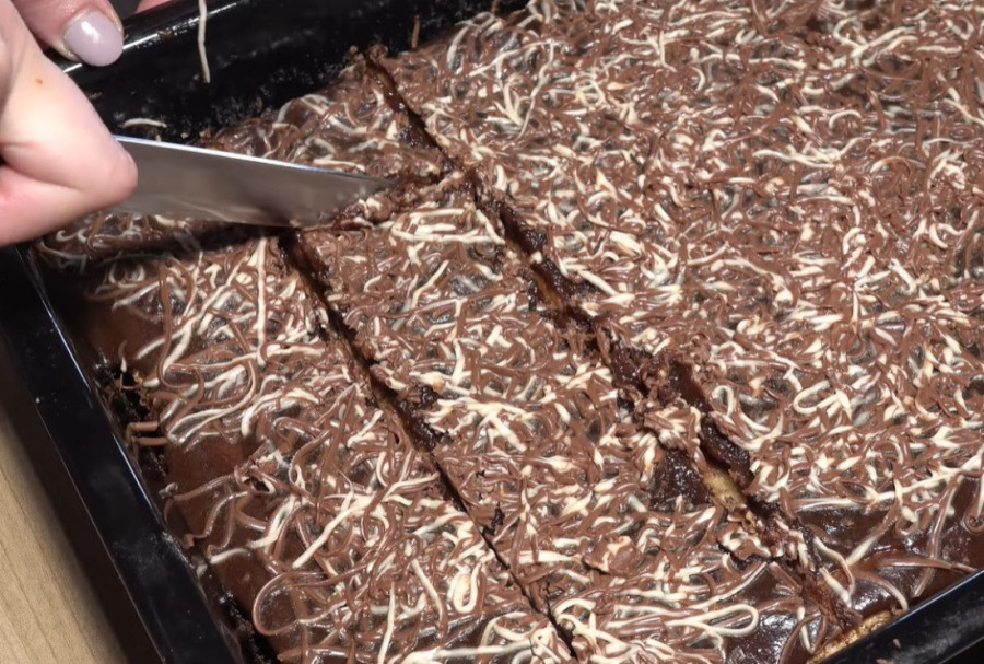 Recept dana: Euroblok kolač, brza i povoljna poslastica koja će vas već sa prvim zalogajem vratiti u detinjstvo