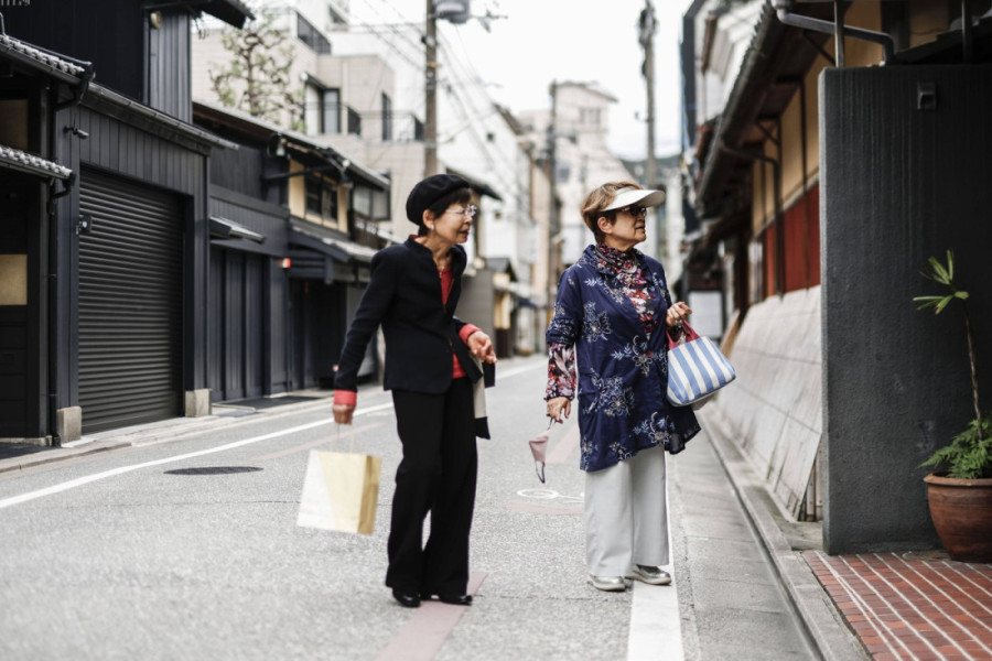 U Japanu možete iznajmiti baku da vam kuva, pomaže, ali i pruži nežnost i mudrost: OK obaachan daje smisao mladima i starima