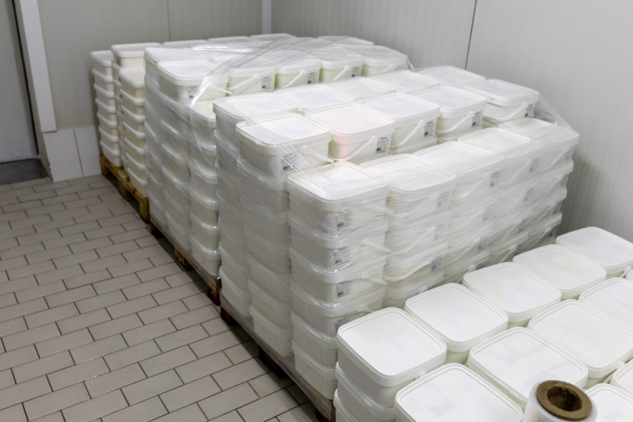 Kontrola u Kraljevu: Mlekara bez palminog ulja, samo čisto mleko (FOTO)