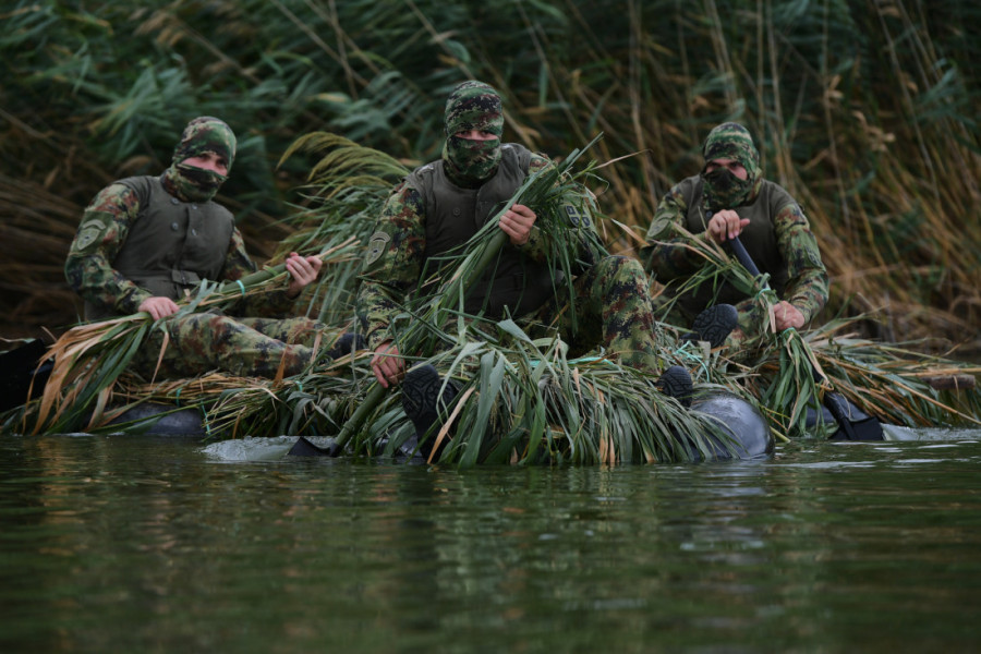 Voda, gume i burad: Srpski izviđači vežbaju snalaženje u ekstremnim uslovima (FOTO)