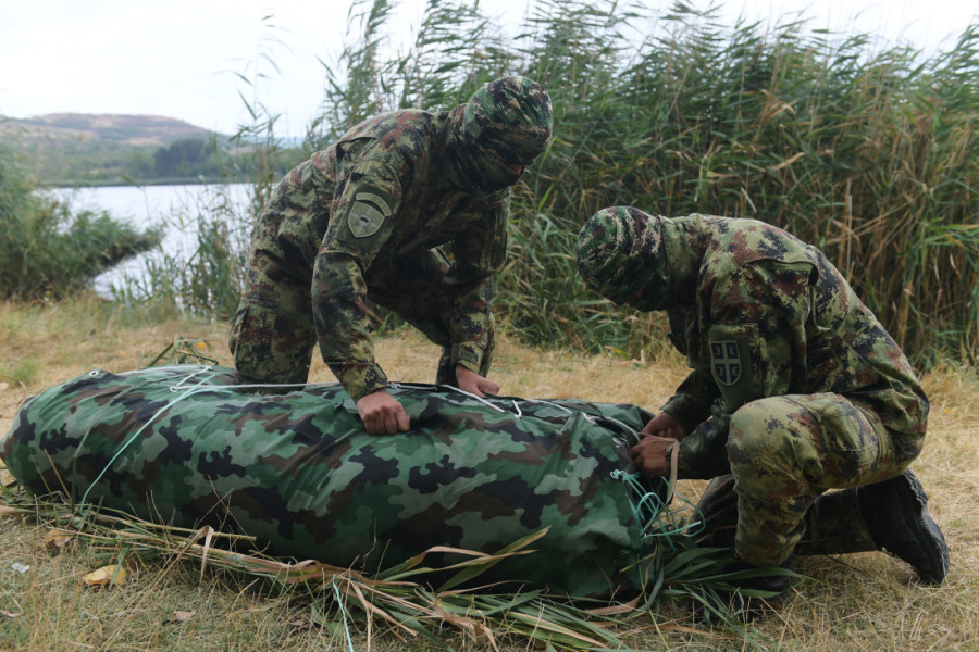 Voda, gume i burad: Srpski izviđači vežbaju snalaženje u ekstremnim uslovima (FOTO)