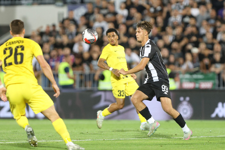 Partizanov grb je naš najveći motiv! Dete crno-belih živi svoj san (VIDEO)