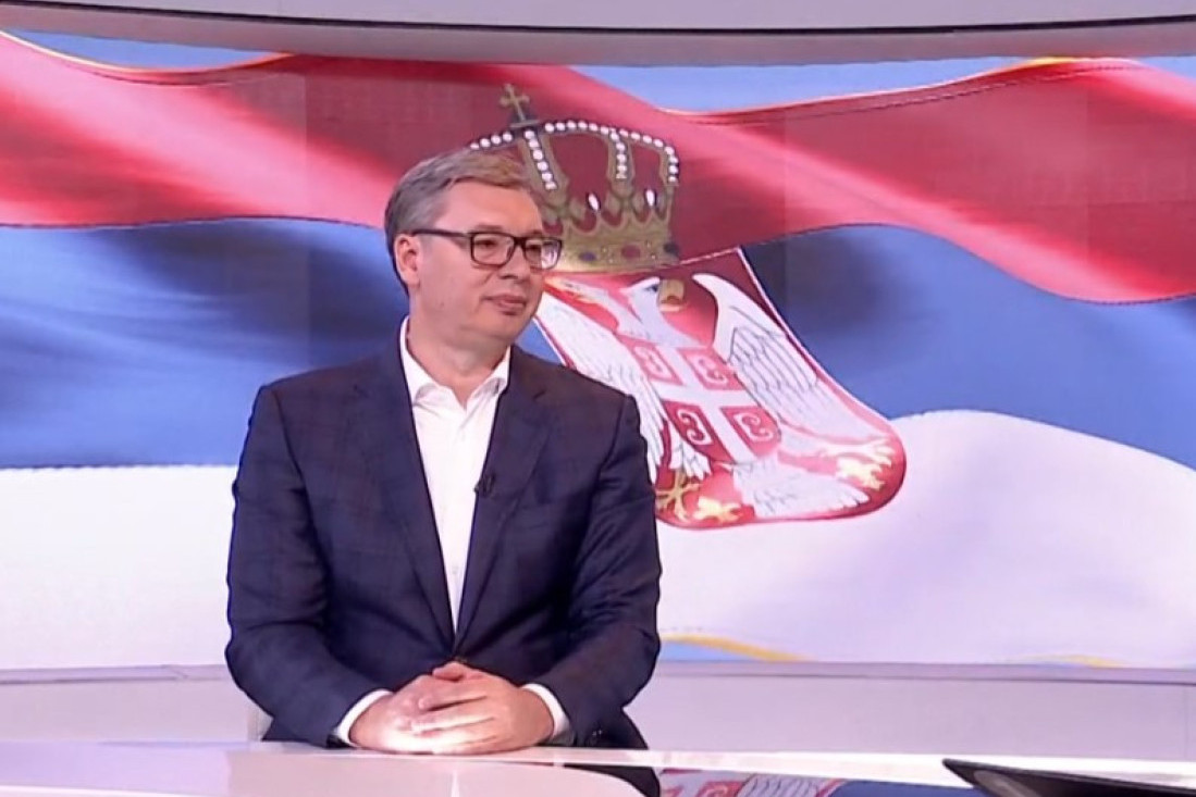 Vučić prognozirao rezultate Zvezde i Partizana u Evropi, pa otkrio veliku vest za fudbal u Loznici!