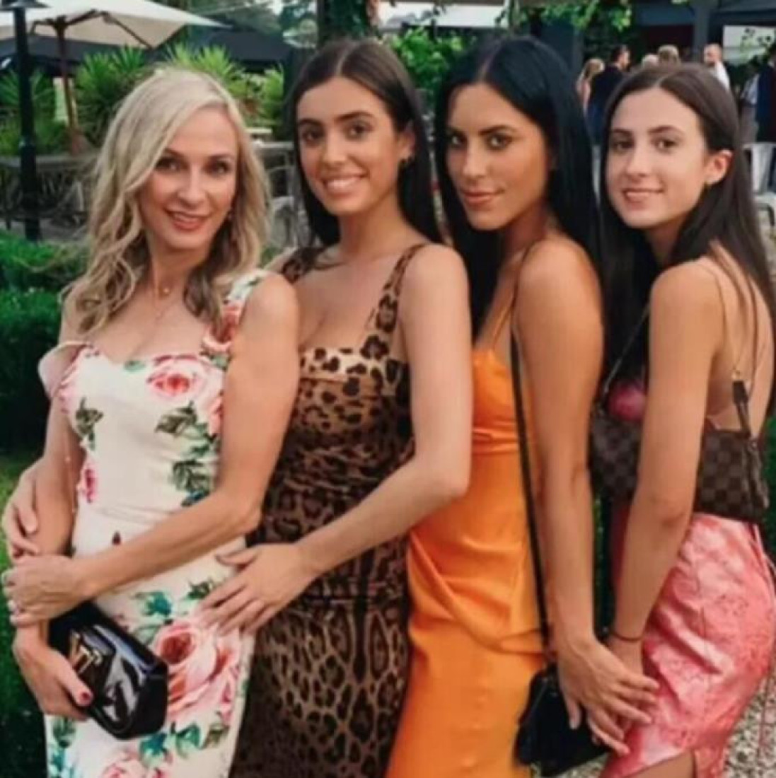 Kao druga osoba! Pogledajte kako je Kanjeova supruga izgledala pre braka sa reperom! (FOTO)