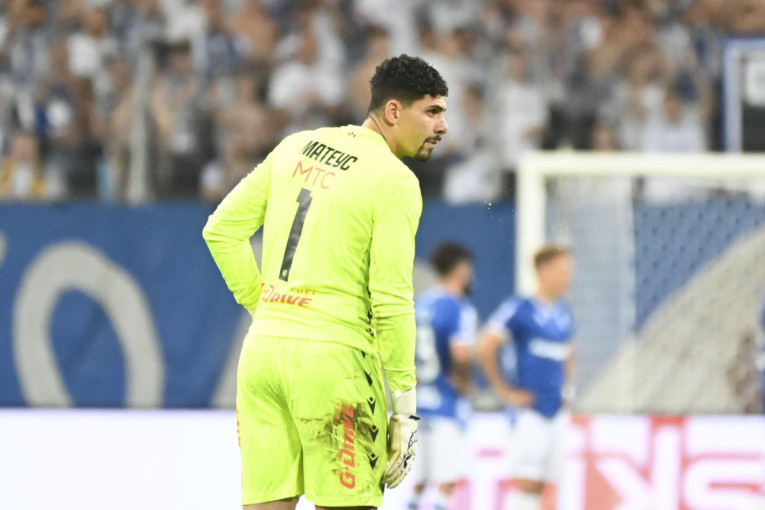 Zvezda otvorila vrata plej-ofa Lige šampiona! Leh preslišan usred Poljske! (VIDEO)