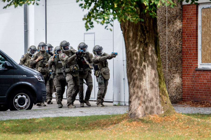 Nezapamćena tragedija! Otac prosvirao mozak ćerkici - sve to pred rođendan!