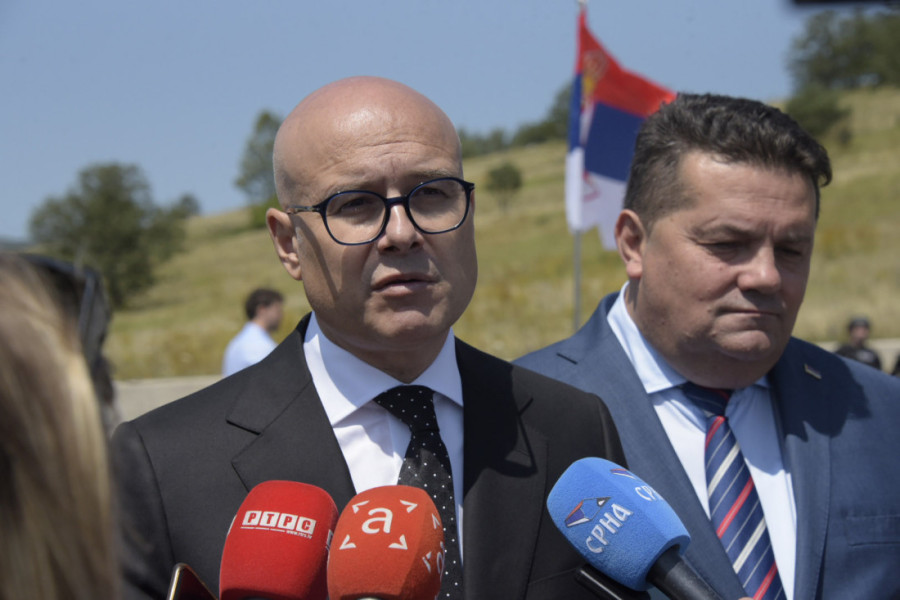 Vučević: Srbi moraju da sačuvaju Srbiju i Srpsku