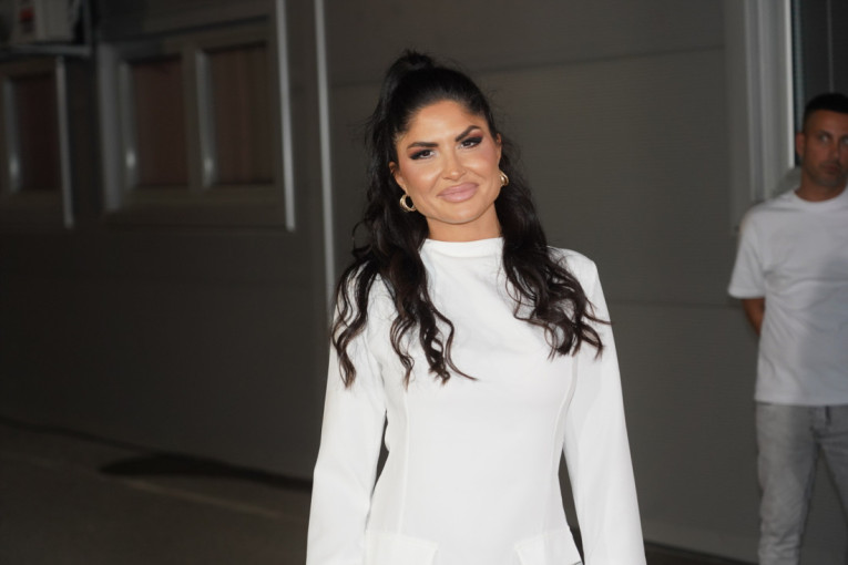 "Pretplatiću se na njen kanal!" Ivan Marinković saznao da je Jelena otvorila sajt za odrasle