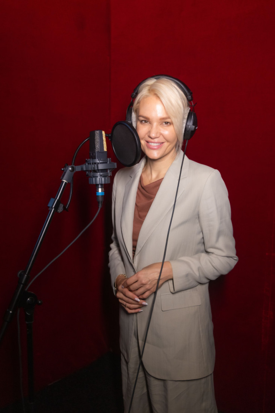 Naša popularna pevačica pozajmljuje glas u novoj animaciji "Super Čarli": Priča o bebi koja ima supermoći (FOTO/VIDEO)