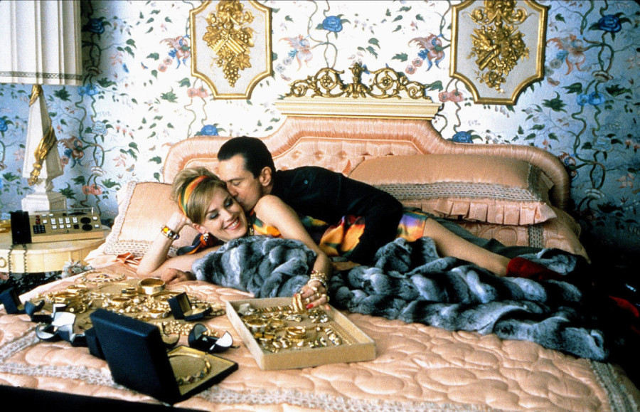 Šeron Stoun je sa njim imala najbolji filmski poljubac: Pristala bih i da me udari čekićem u glavu (FOTO/VIDEO)