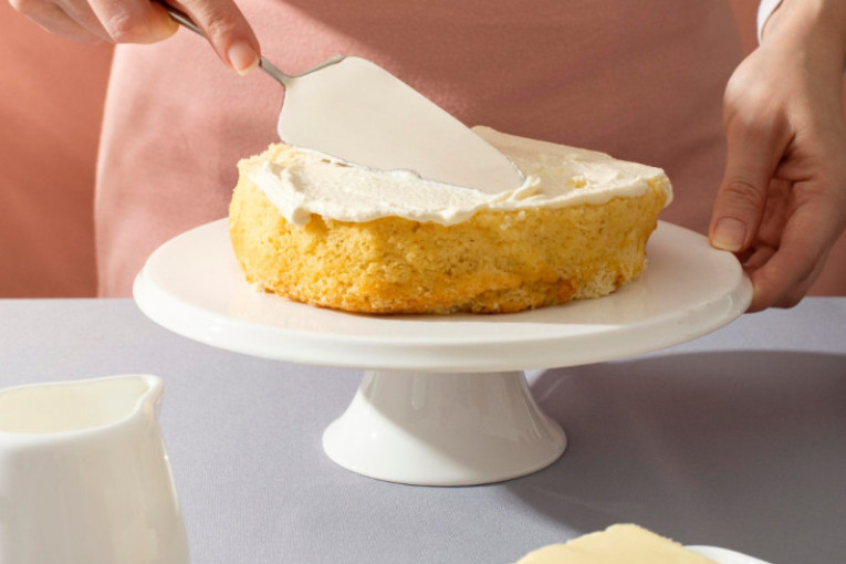 Ne čekajte večnost da omekša: Četiri briljantna trika uz pomoć kojih će puter biti mekan kao duša