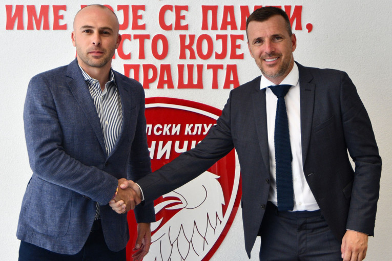 Tadić potpisao: Legendarni Srbin karijeru nastavlja daleko od Crvene zvezde!