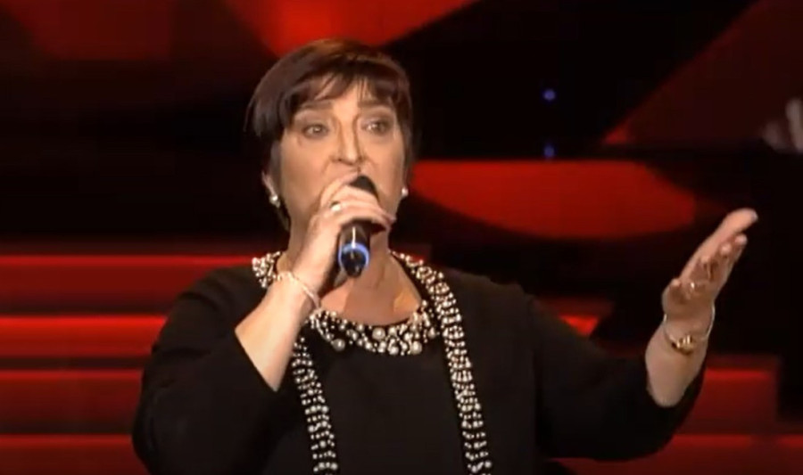 Pevačica sazidala u dvorištu kuće Ajfelov toranj od 15 metara: Tu je i bazen, uložila bogatstvo!