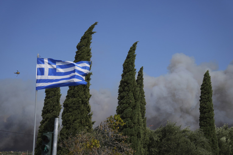 Dobri ljudi promenili život Stefanu i njegovom deki: Prvi put osetio miris talasa, pesak pod nogama i radost letovanja!