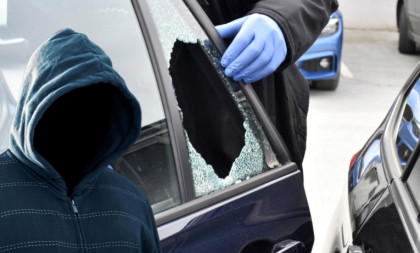 Rafali na naše policajce! Maskirani Albanci pucali na MUP!