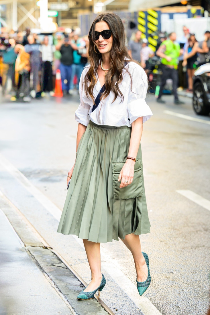 En Hatavej doživela nezgodu na snimanju: Glumica pala niz stepenice! (VIDEO)