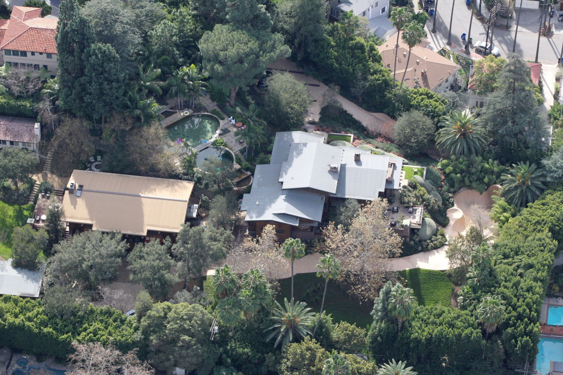 Anđelina Džoli presekla! Planira da se obogati od vile vredne 24 miliona dolara! (FOTO)