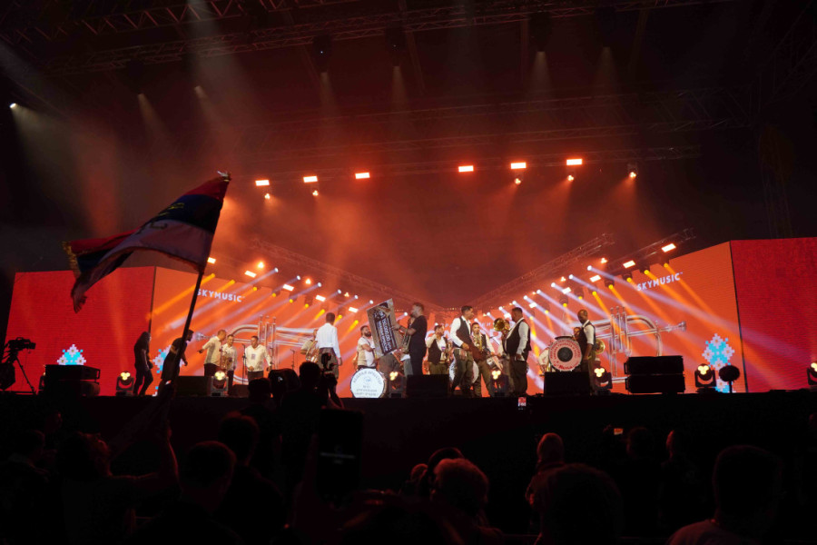 Ana Bekuta i Dragan Kojić Keba mega koncertom zatvorili Guča festival! Evo ko je odneo pobedu na 64. saboru trubača