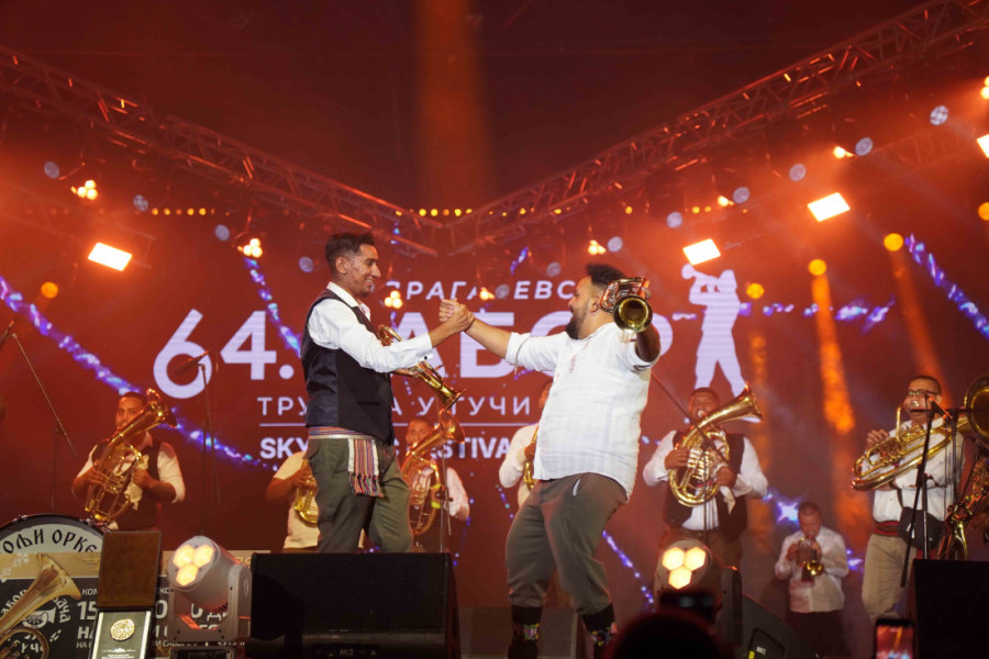 Ana Bekuta i Dragan Kojić Keba mega koncertom zatvorili Guča festival! Evo ko je odneo pobedu na 64. saboru trubača
