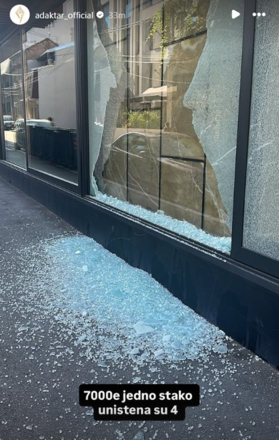 Adaktar se oglasio posle incidenta u svom salonu: Sve je prijavljeno policiji, a evo kolika je šteta (FOTO/VIDEO)