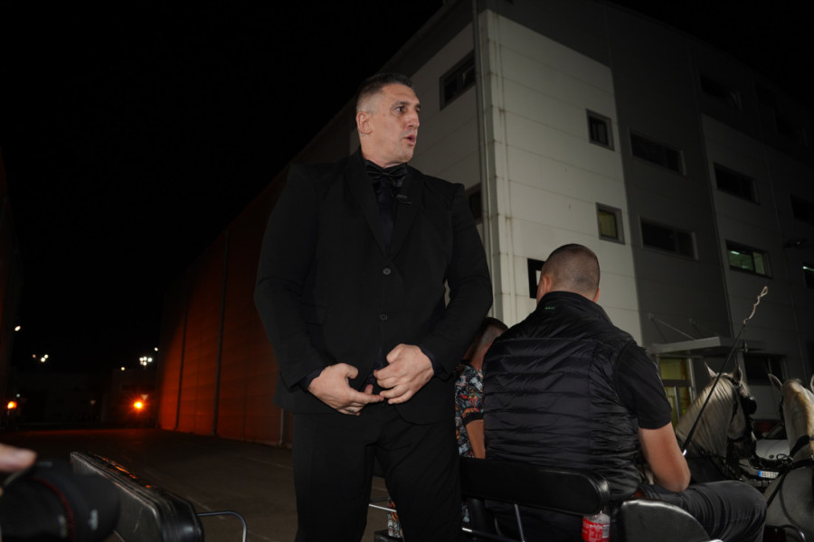 Kristijan je danas zbog ovoga bio na saslušanju! Kristina za to vreme spakovala stvari i ušla u proces selidbe (FOTO)