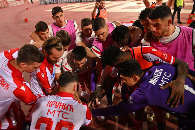 Direktor policije o nasilju blokadera: Hteli su da se sukobe sa pristalicama SNS! Gađali su kamenicama, bakljama! 16 policajaca povređeno