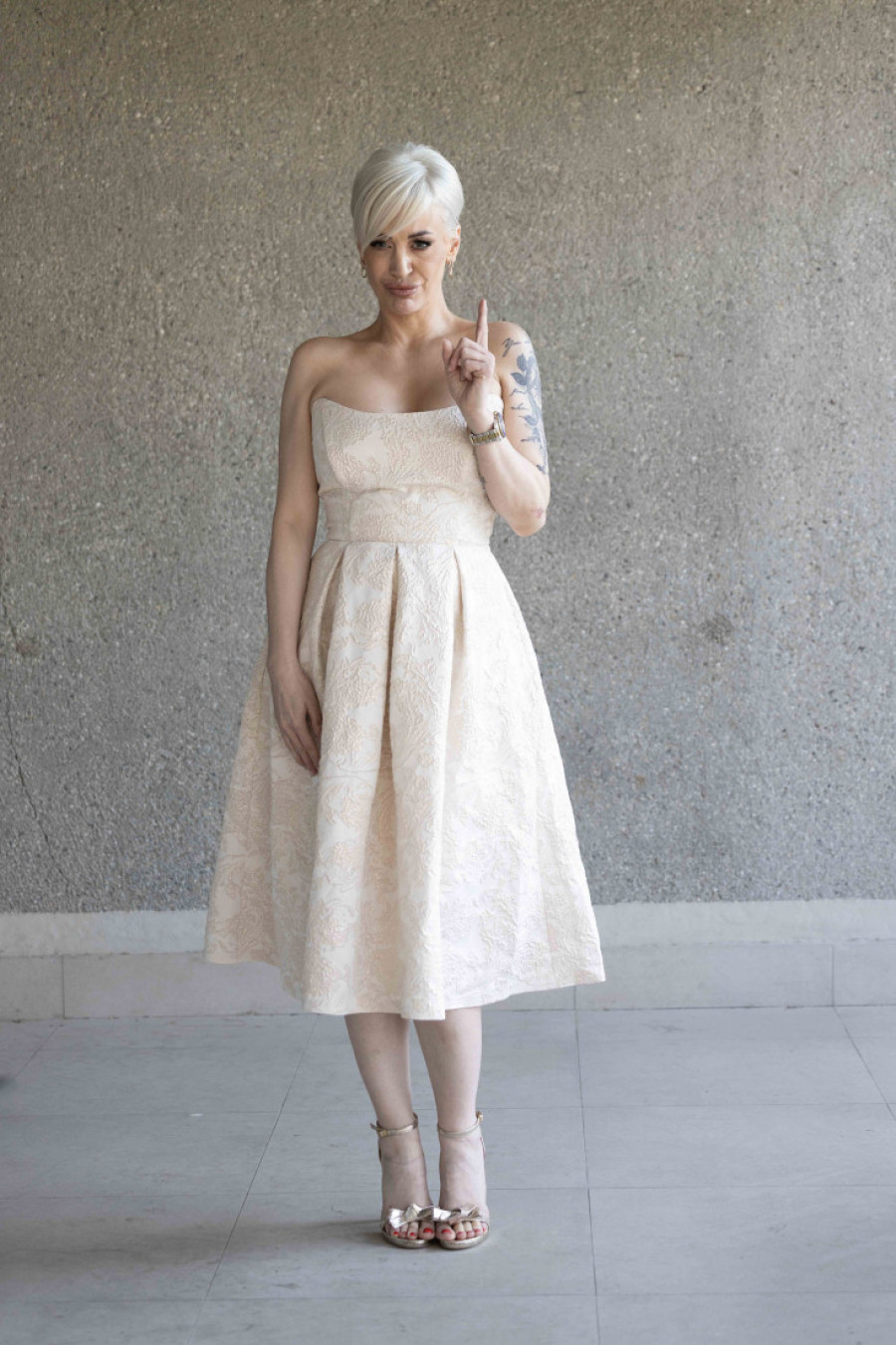 Ni "L" od luksuza! Dušica Jakovljević pokazala kuvarsko umeće, voditeljka ozbiljno zasukla rukave!