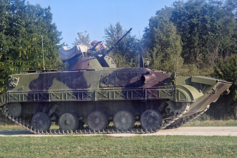 Borba u terenskim uslovima: Budući vodnici Vojske Srbije pucali iz M-80A kod Vršca! (FOTO)