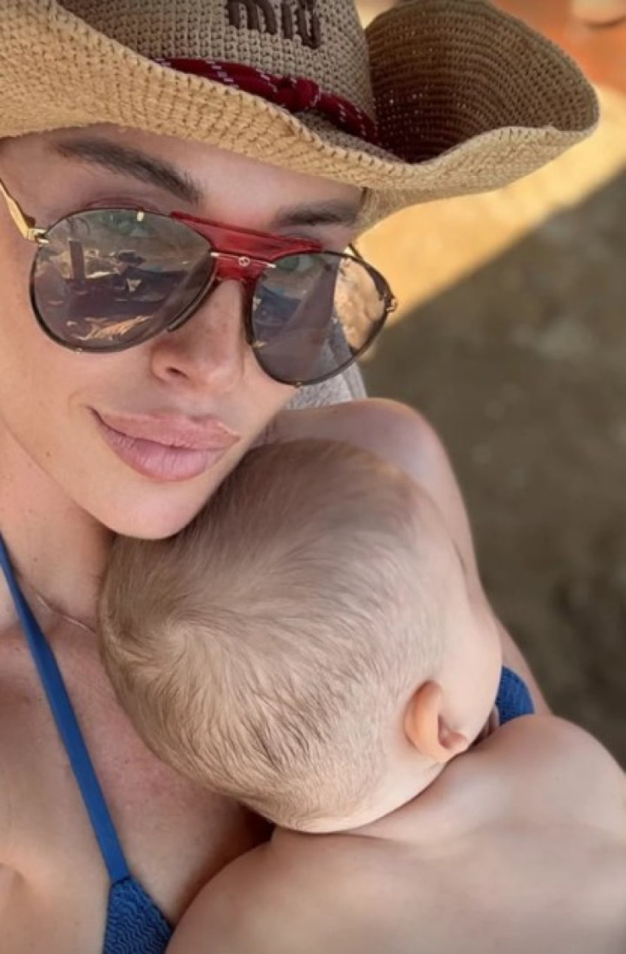 Kaća Živković objavila fotku sa sinom: Mali Stefan spava na njenim grudima! (FOTO)