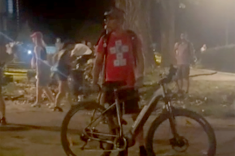 Predsednik stigao u Pionirski park: Dok krv teče mojim venama, braniću i čuvaću Srbiju! (VIDEO)