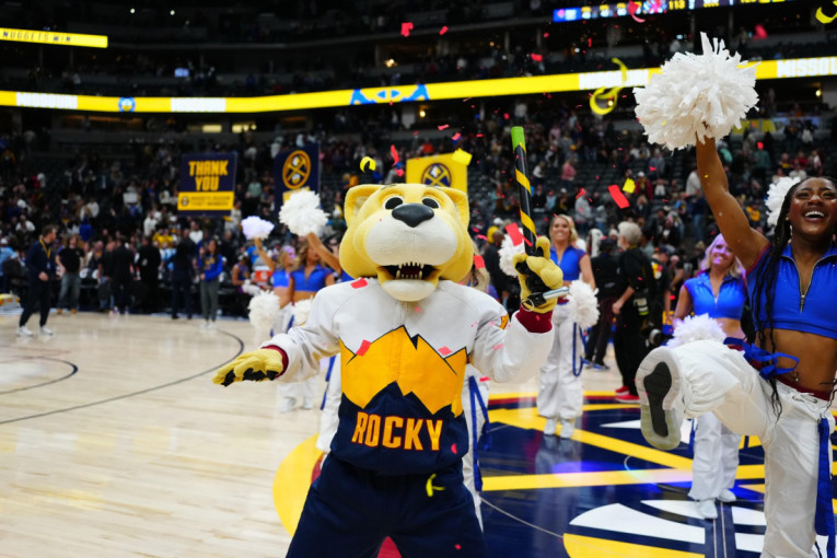 Berze neujednačene, nafta i zlato skaču: Tržišta čekaju ključne podatke iz evrozone!