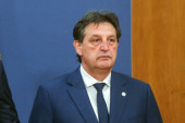 Gašić: U budžetu ima sredstava da se srede objekti za prijem regruta za služenje Vojske Srbije