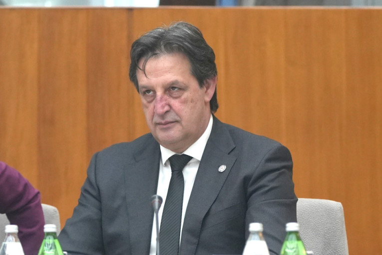 Albanci pucali na srpsku vojsku, istraga u toku! Gašić - Niko se nije zabrinuo za 180 napada na našu vojsku