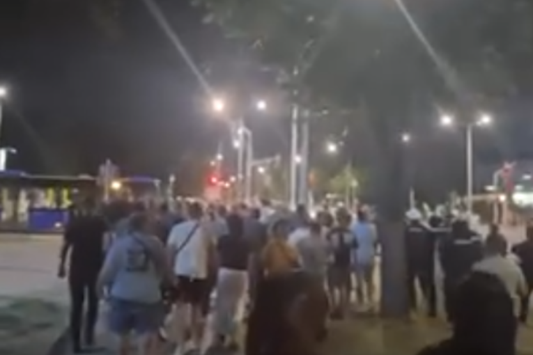 Vučić poziva na mir: Ne svađajte se, ne prepirite i ne odgovarajte na ovo jezivo nasilje