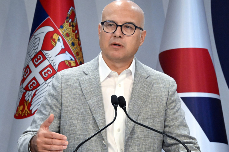 Brnabićeva objavila ključne brojke o prosveti: Podaci su neumoljivi!