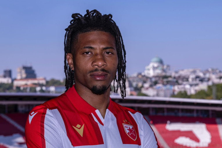 Novi udar za Zvezdu! Posle poraza od Brage, zaustavljena u Nišu: Kiša je padala, a mreže mirovale na "Čairu" (FOTO/VIDEO) (FOTO/VIDEO)