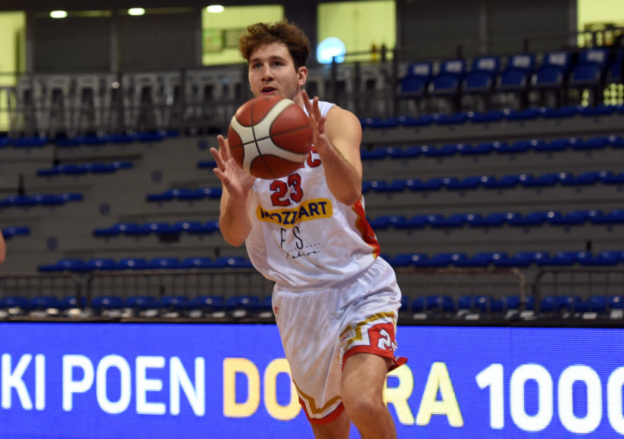 Dupla potvrda! Zvezdino dete ponovo u srpskoj košarci (FOTO)