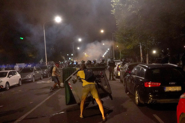 Jovanov o novinarima N1 i Nove S: Huškali ste, targetirali, širili mržnju, lagali, montirali - I još imate obraza da slinite i kmečite?!