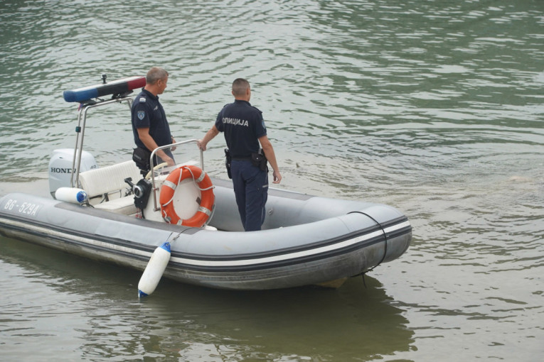 Policija izvukla telo iz Dunava u Ritopeku! Prolaznici primetili da nešto pluta u vodi